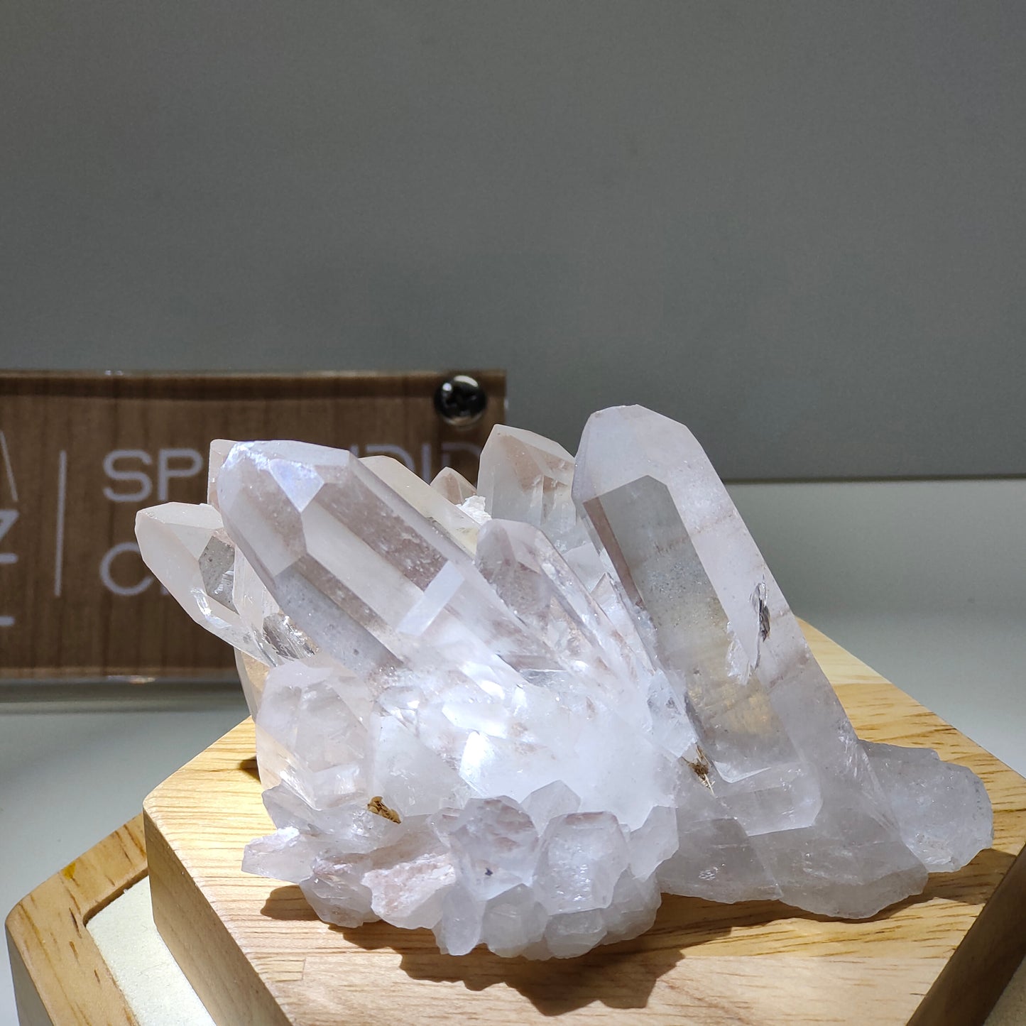 白水晶簇 White Quartz Crystal