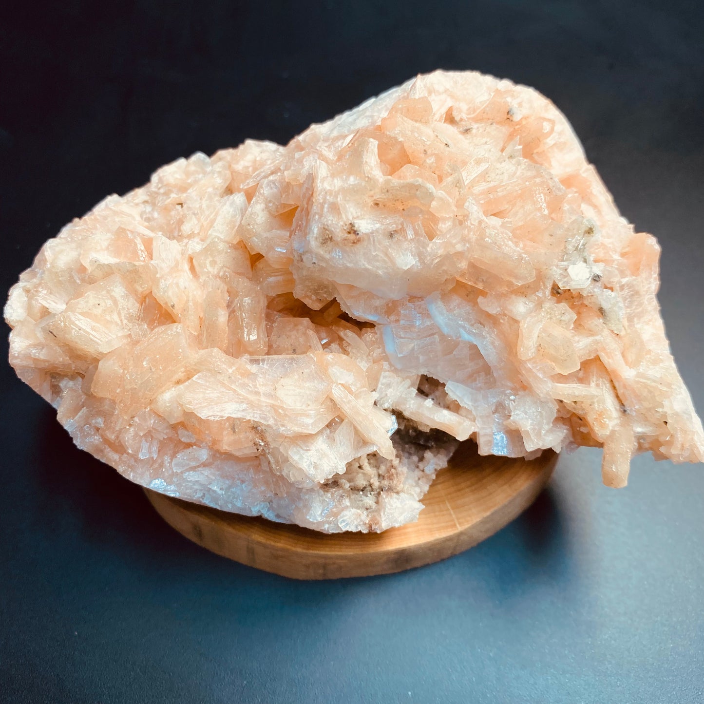 魚眼粉沸石 Apophyllite & zeolite